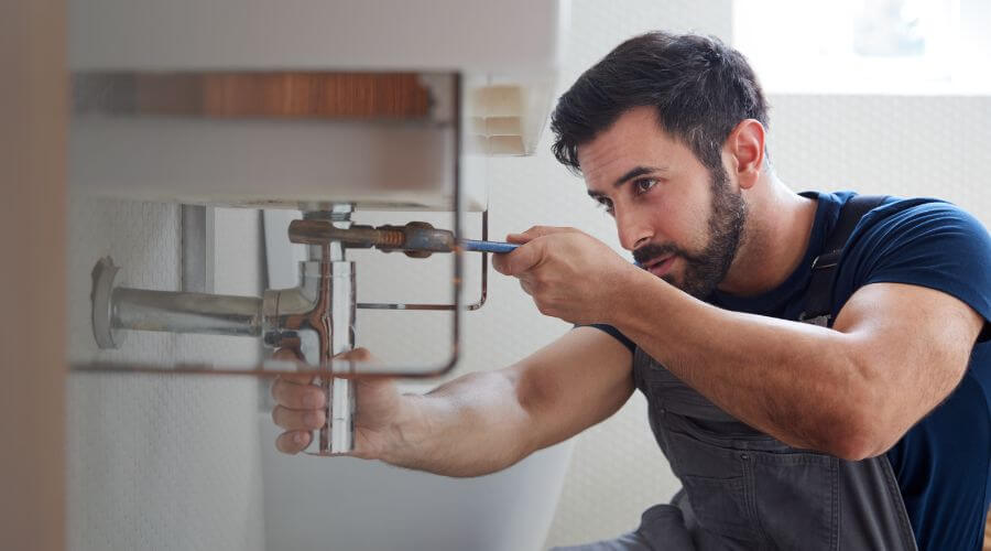 Local tankless water heater installation in Oakford, IN